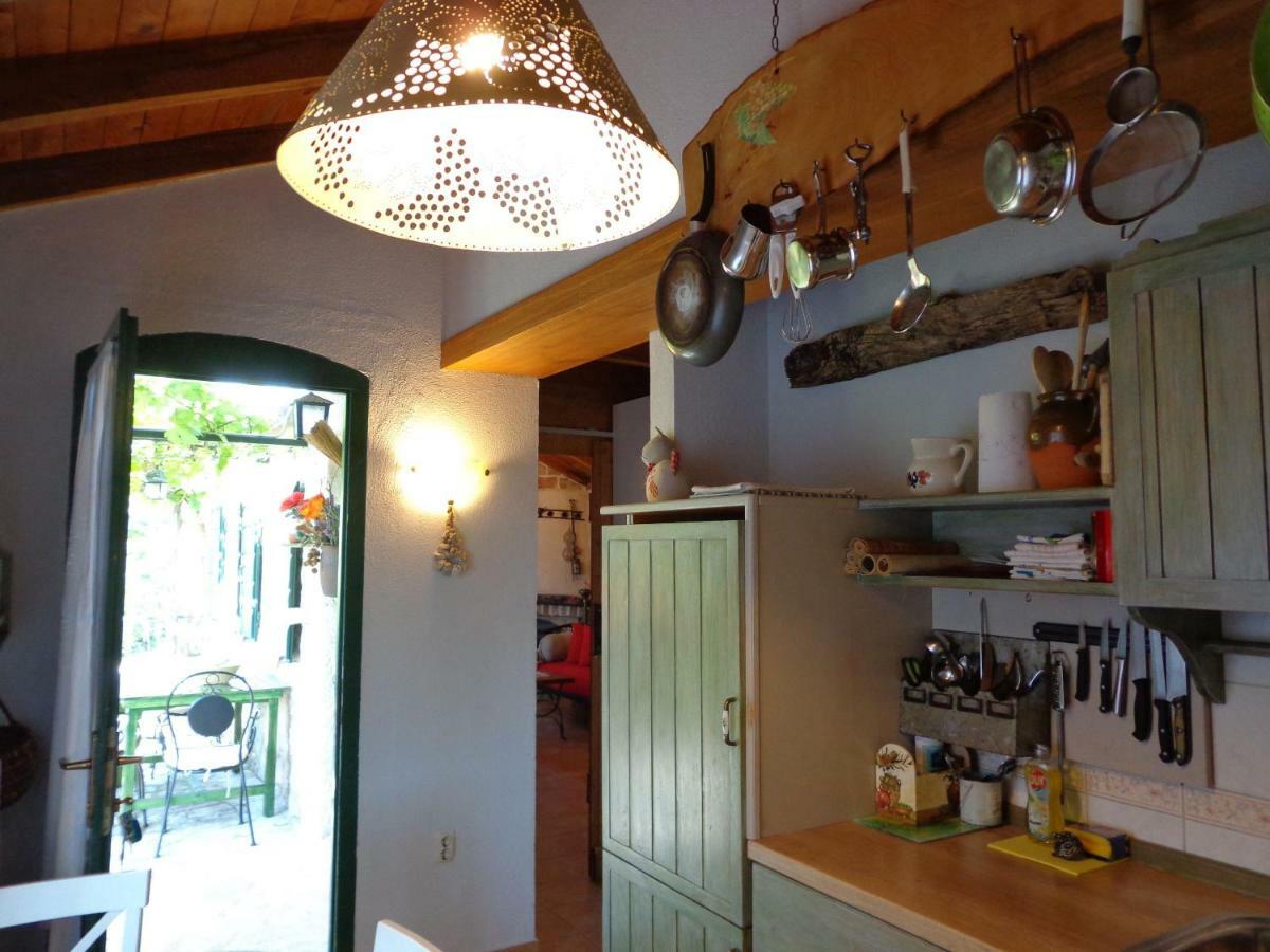 House Dobrila Villa Igrane Bagian luar foto
